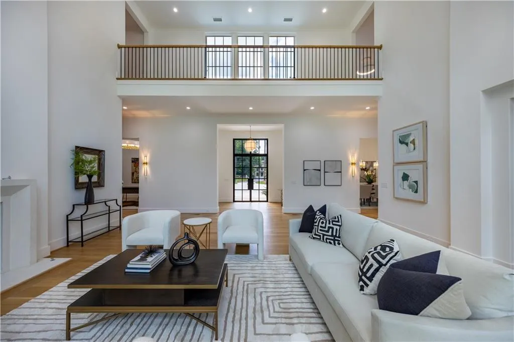 1235 Mount Paran Road Nw, Atlanta, Georgia 30327, 5 Bedrooms Bedrooms, ,6 BathroomsBathrooms,Residential,For Sale,1235 Mount Paran Road Nw,7421089