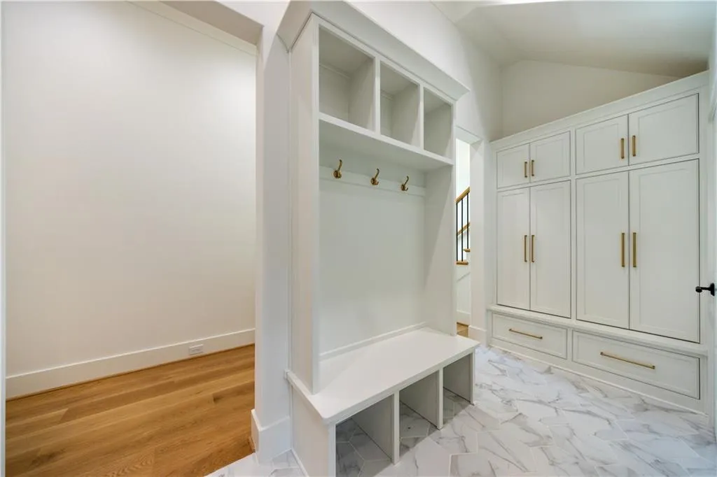 1235 Mount Paran Road Nw, Atlanta, Georgia 30327, 5 Bedrooms Bedrooms, ,6 BathroomsBathrooms,Residential,For Sale,1235 Mount Paran Road Nw,7421089