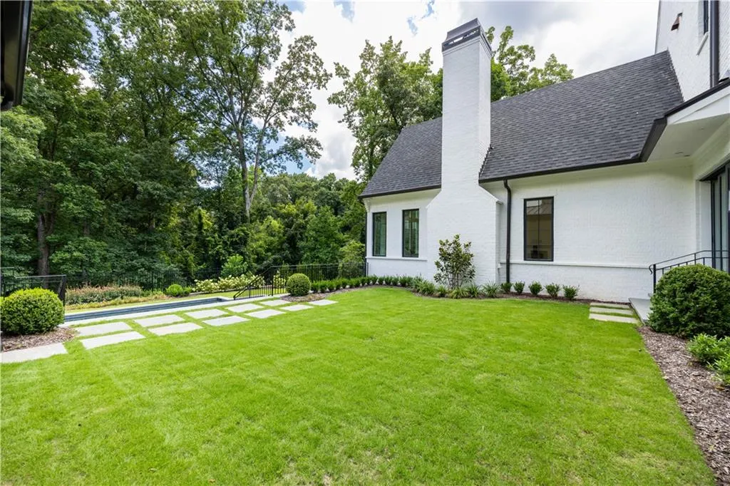 1235 Mount Paran Road Nw, Atlanta, Georgia 30327, 5 Bedrooms Bedrooms, ,6 BathroomsBathrooms,Residential,For Sale,1235 Mount Paran Road Nw,7421089