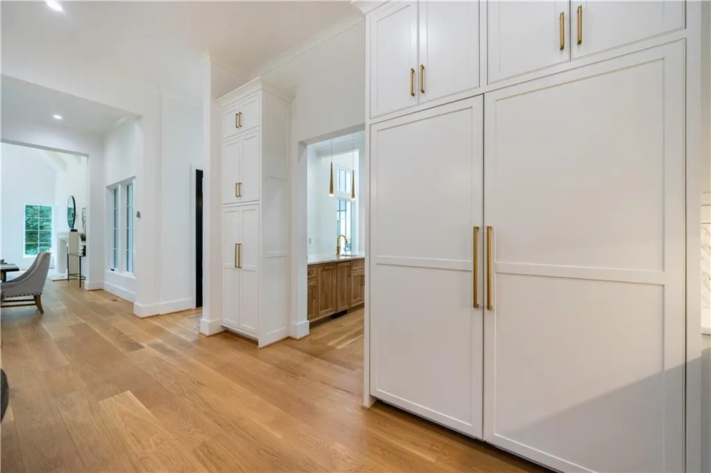 1235 Mount Paran Road Nw, Atlanta, Georgia 30327, 5 Bedrooms Bedrooms, ,6 BathroomsBathrooms,Residential,For Sale,1235 Mount Paran Road Nw,7421089