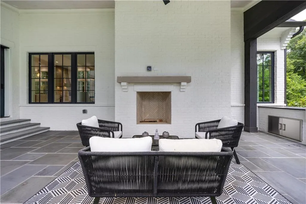 1235 Mount Paran Road Nw, Atlanta, Georgia 30327, 5 Bedrooms Bedrooms, ,6 BathroomsBathrooms,Residential,For Sale,1235 Mount Paran Road Nw,7421089
