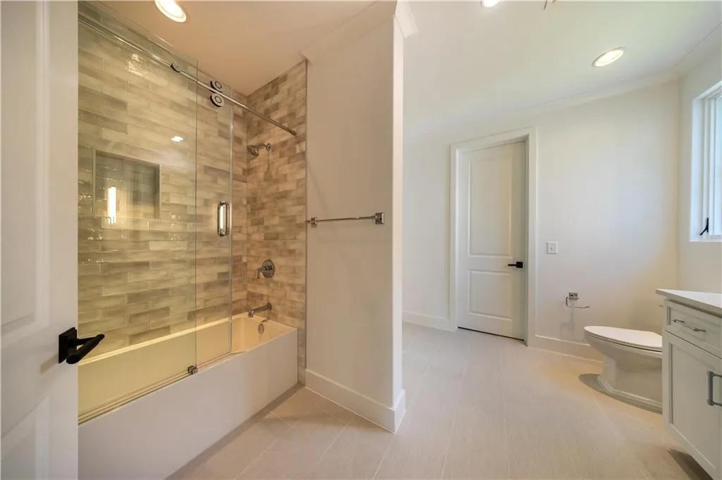 1235 Mount Paran Road Nw, Atlanta, Georgia 30327, 5 Bedrooms Bedrooms, ,6 BathroomsBathrooms,Residential,For Sale,1235 Mount Paran Road Nw,7421089