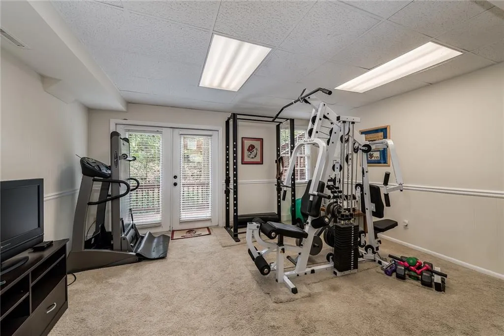 880 Landmark Drive, Sandy Springs, Georgia 30342, 4 Bedrooms Bedrooms, ,2 BathroomsBathrooms,Residential,Sold,880 Landmark Drive,6677030