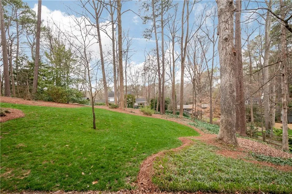 6250 Weatherly Drive, Sandy Springs, Georgia 30328, 4 Bedrooms Bedrooms, ,2 BathroomsBathrooms,Residential,Sold,6250 Weatherly Drive,5811741