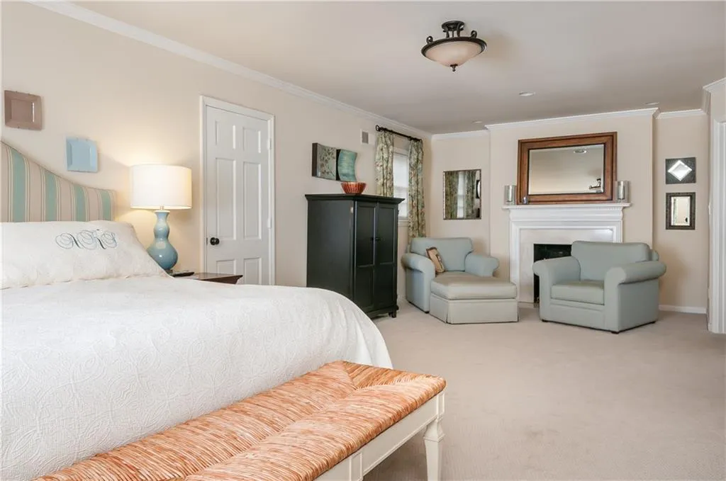 6250 Weatherly Drive, Sandy Springs, Georgia 30328, 4 Bedrooms Bedrooms, ,2 BathroomsBathrooms,Residential,Sold,6250 Weatherly Drive,5811741