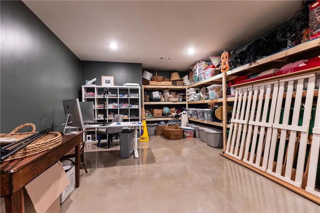 Terrrace level Storage area