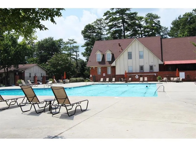 6851 Roswell Road Ne Unit M22, Atlanta, Georgia 30328, 3 Bedrooms Bedrooms, ,2 BathroomsBathrooms,Residential,Sold,6851 Roswell Road Ne Unit M22,5578774