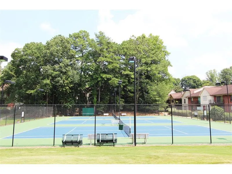 6851 Roswell Road Ne Unit M22, Atlanta, Georgia 30328, 3 Bedrooms Bedrooms, ,2 BathroomsBathrooms,Residential,Sold,6851 Roswell Road Ne Unit M22,5578774