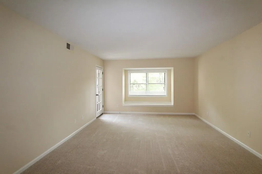 6851 Roswell Road Ne Unit M22, Atlanta, Georgia 30328, 3 Bedrooms Bedrooms, ,2 BathroomsBathrooms,Residential,Sold,6851 Roswell Road Ne Unit M22,5578774