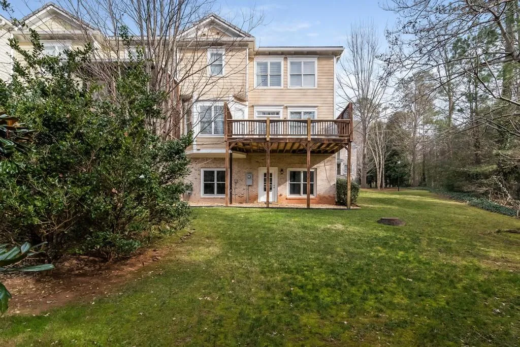 683 Royer Court, Atlanta, Georgia 30342, 3 Bedrooms Bedrooms, ,2 BathroomsBathrooms,Residential,Sold,683 Royer Court,6129513