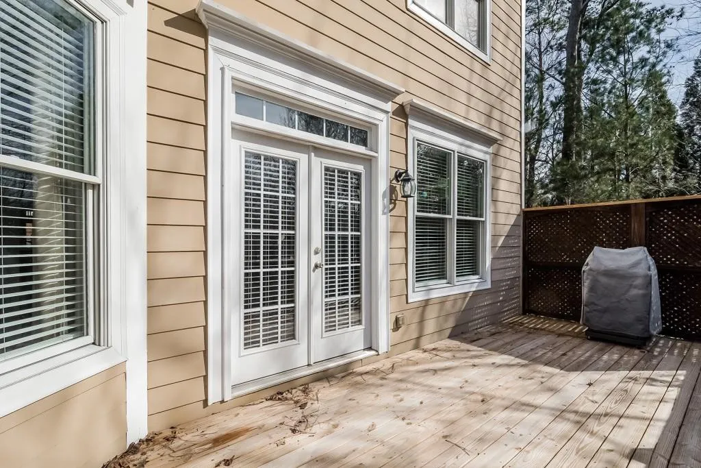 683 Royer Court, Atlanta, Georgia 30342, 3 Bedrooms Bedrooms, ,2 BathroomsBathrooms,Residential,Sold,683 Royer Court,6129513