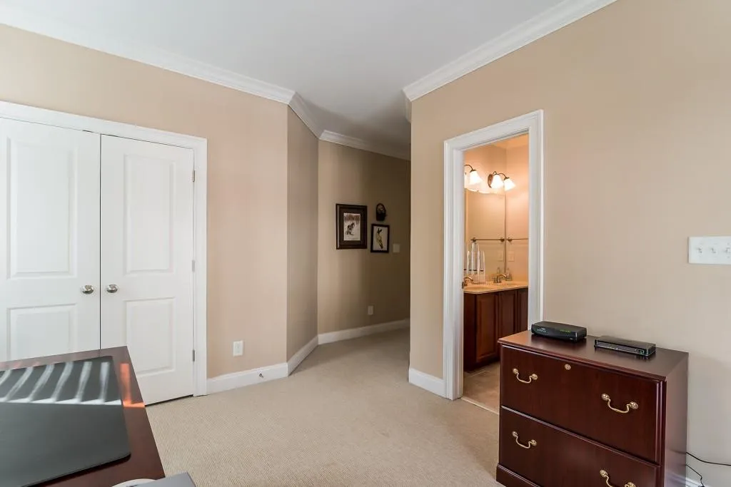 683 Royer Court, Atlanta, Georgia 30342, 3 Bedrooms Bedrooms, ,2 BathroomsBathrooms,Residential,Sold,683 Royer Court,6129513