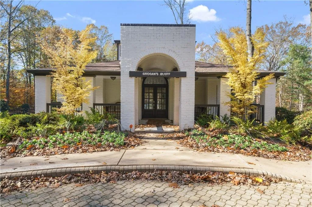 160 Wing Mill Road, Atlanta, Georgia 30350, 4 Bedrooms Bedrooms, ,3 BathroomsBathrooms,Residential,Sold,160 Wing Mill Road,7144445