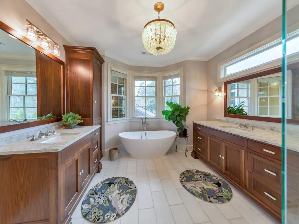 235 Forrest Lake Drive Nw, Atlanta, Georgia 30327, 5 Bedrooms Bedrooms, ,4 BathroomsBathrooms,Residential,Sold,235 Forrest Lake Drive Nw,6667926