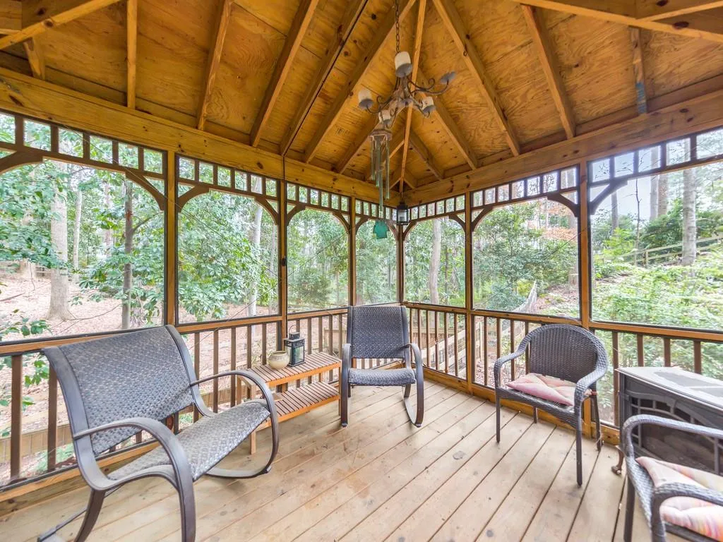 235 Forrest Lake Drive Nw, Atlanta, Georgia 30327, 5 Bedrooms Bedrooms, ,4 BathroomsBathrooms,Residential,Sold,235 Forrest Lake Drive Nw,6667926