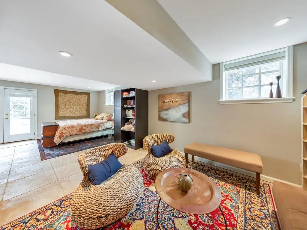 235 Forrest Lake Drive Nw, Atlanta, Georgia 30327, 5 Bedrooms Bedrooms, ,4 BathroomsBathrooms,Residential,Sold,235 Forrest Lake Drive Nw,6667926