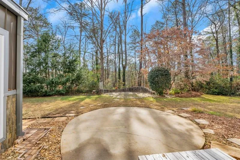 2010 River North Parkway, Sandy Springs, Georgia 30328, 4 Bedrooms Bedrooms, ,3 BathroomsBathrooms,Residential,Sold,2010 River North Parkway,6653841