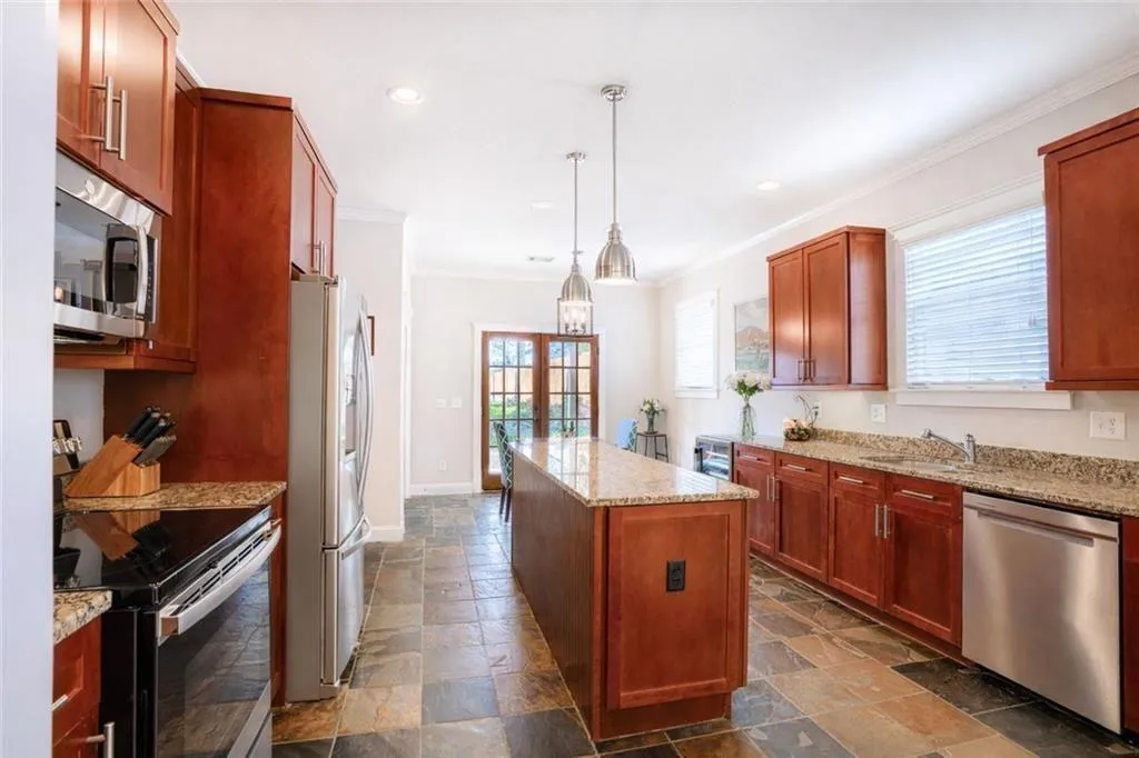 1315 Sylvan Circle Ne, Brookhaven, Georgia 30319, 3 Bedrooms Bedrooms, 0 ,3 BathroomsBathrooms,Residential,Sold,1315 Sylvan Circle Ne,7742168