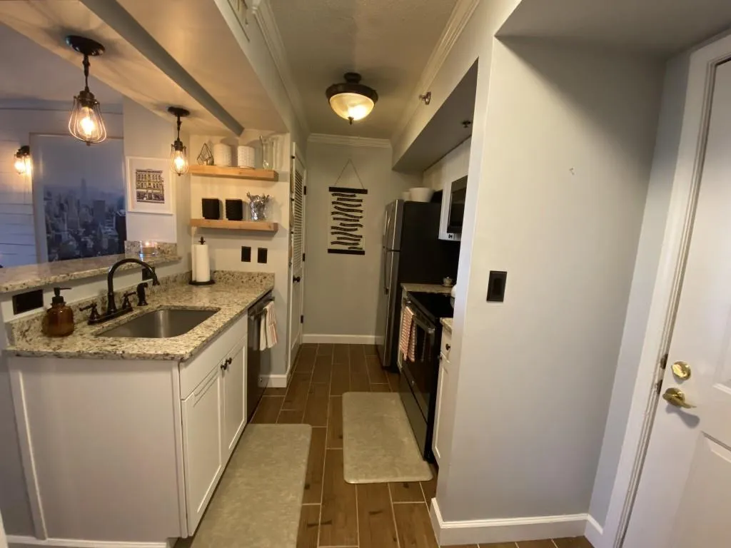 795 Hammond Drive Unit 1504, Atlanta, Georgia 30328, 1 Bedroom Bedrooms, ,1 BathroomBathrooms,Residential,Sold,795 Hammond Drive Unit 1504,6710587