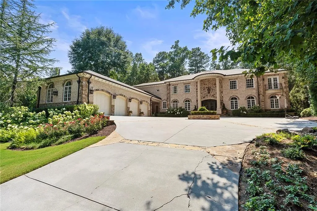 5170 Peachtree Dunwoody Road, Sandy Springs, Georgia 30342, 7 Bedrooms Bedrooms, ,9 BathroomsBathrooms,Residential,Sold,5170 Peachtree Dunwoody Road,7087966