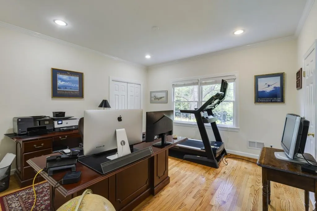 505 Valley Hall Drive, Sandy Springs, Georgia 30350, 5 Bedrooms Bedrooms, ,3 BathroomsBathrooms,Residential,Sold,505 Valley Hall Drive,7416999