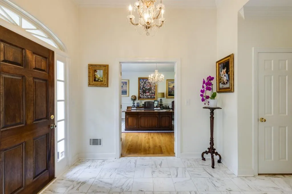 505 Valley Hall Drive, Sandy Springs, Georgia 30350, 5 Bedrooms Bedrooms, ,3 BathroomsBathrooms,Residential,Sold,505 Valley Hall Drive,7416999