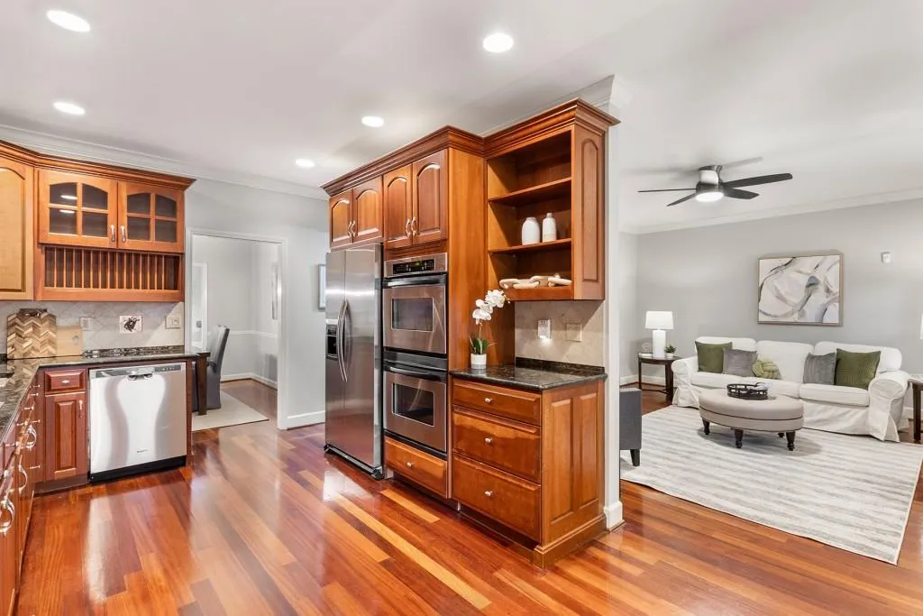 634 Jefferson Circle Ne, Sandy Springs, Georgia 30328, 3 Bedrooms Bedrooms, ,2 BathroomsBathrooms,Residential,Sold,634 Jefferson Circle Ne,7462266