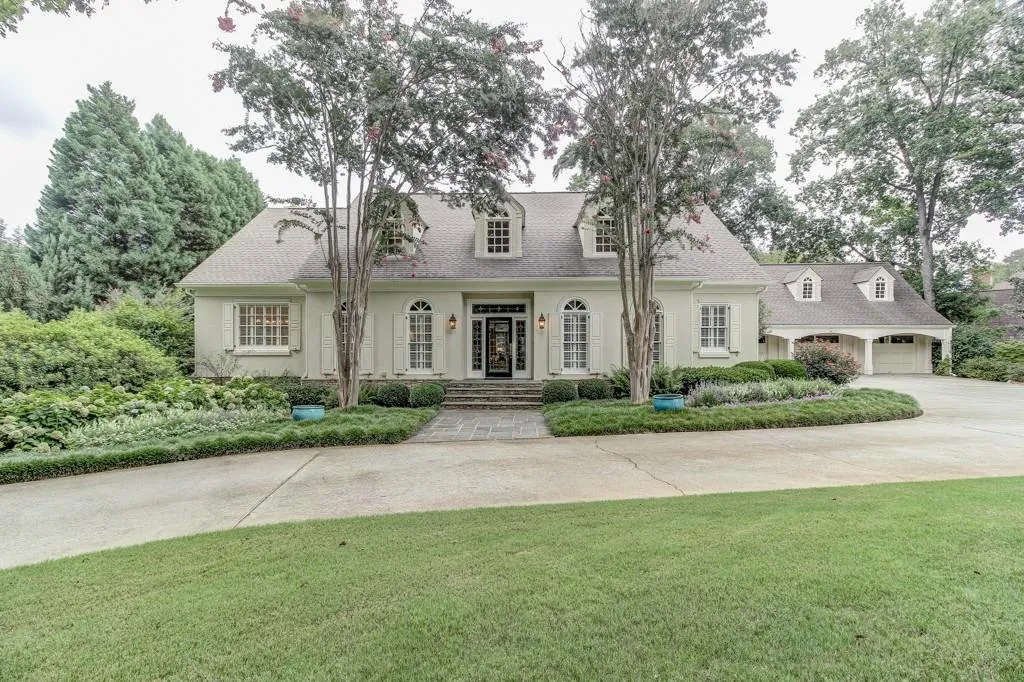 4999 Long Island Drive Nw, Sandy Springs, Georgia 30327, 5 Bedrooms Bedrooms, ,5 BathroomsBathrooms,Residential,Sold,4999 Long Island Drive Nw,5736500