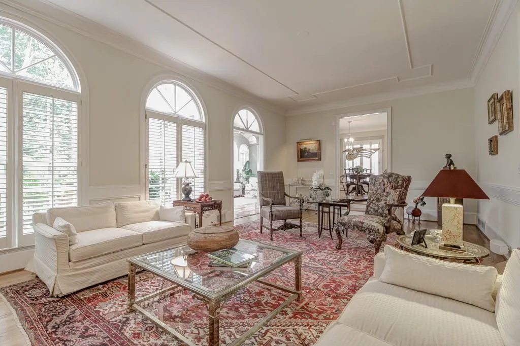4999 Long Island Drive Nw, Sandy Springs, Georgia 30327, 5 Bedrooms Bedrooms, ,5 BathroomsBathrooms,Residential,Sold,4999 Long Island Drive Nw,5736500