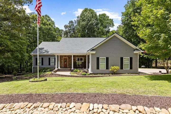 45 Hemlock Court, Talking Rock, Georgia 30175