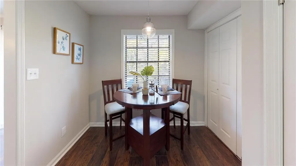 305 Winding River Drive Unit B, Atlanta, Georgia 30350, 3 Bedrooms Bedrooms, ,2 BathroomsBathrooms,Residential,Sold,305 Winding River Drive Unit B,6101365