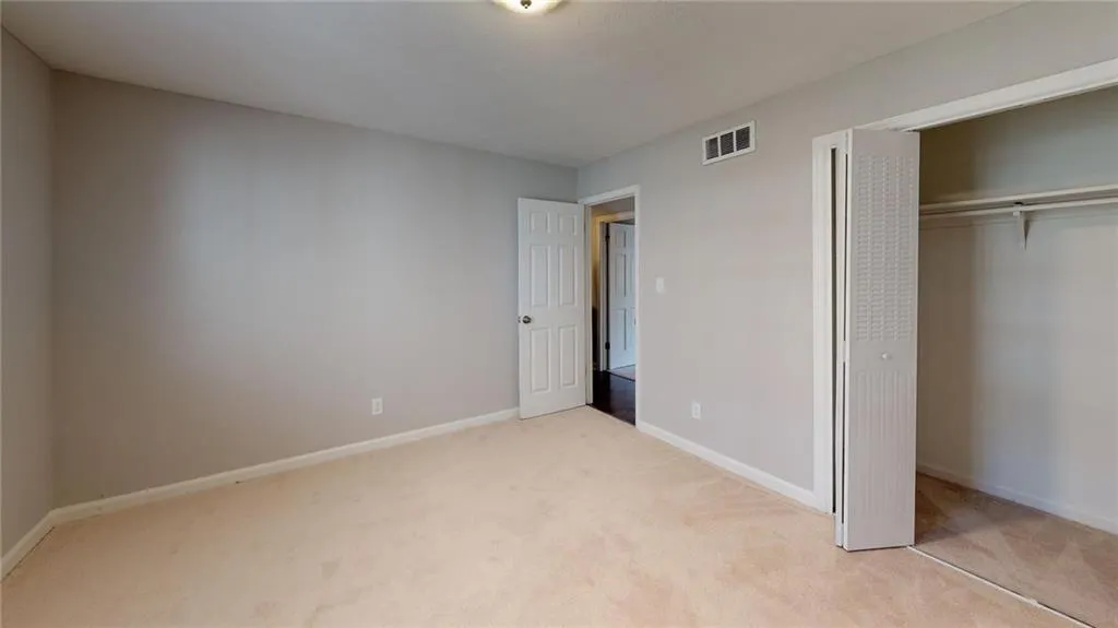 305 Winding River Drive Unit B, Atlanta, Georgia 30350, 3 Bedrooms Bedrooms, ,2 BathroomsBathrooms,Residential,Sold,305 Winding River Drive Unit B,6101365