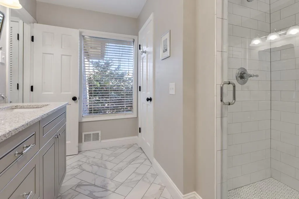 430 Riverhill Drive, Sandy Springs, Georgia 30328, 4 Bedrooms Bedrooms, ,4 BathroomsBathrooms,Residential,Sold,430 Riverhill Drive,6815142