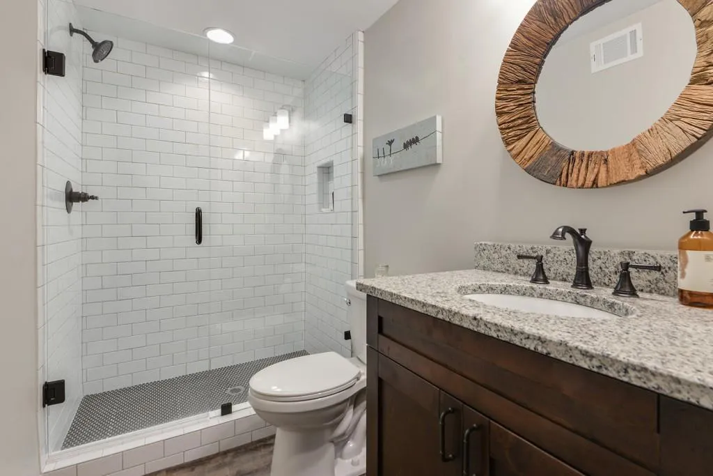 430 Riverhill Drive, Sandy Springs, Georgia 30328, 4 Bedrooms Bedrooms, ,4 BathroomsBathrooms,Residential,Sold,430 Riverhill Drive,6815142