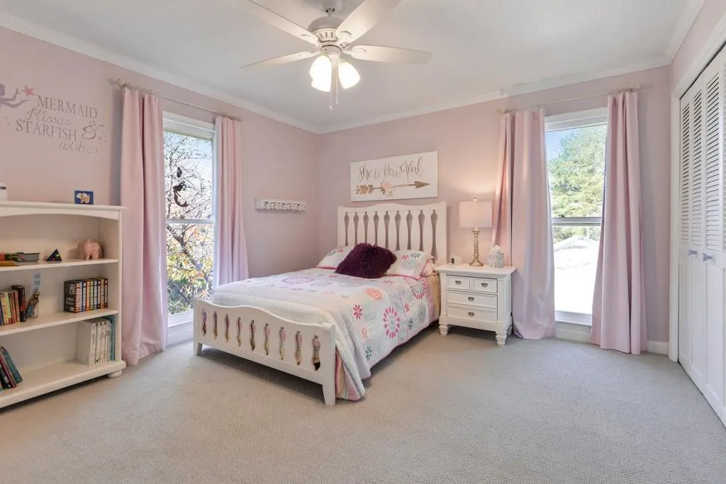 430 Riverhill Drive, Sandy Springs, Georgia 30328, 4 Bedrooms Bedrooms, ,4 BathroomsBathrooms,Residential,Sold,430 Riverhill Drive,6815142