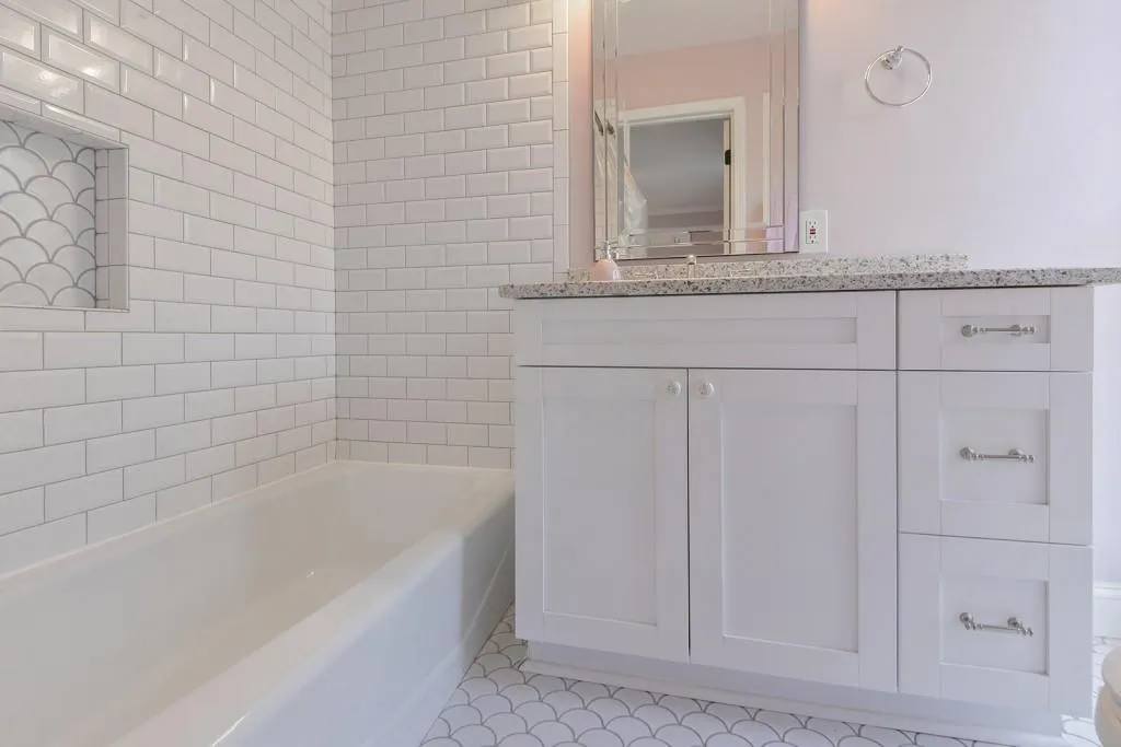 430 Riverhill Drive, Sandy Springs, Georgia 30328, 4 Bedrooms Bedrooms, ,4 BathroomsBathrooms,Residential,Sold,430 Riverhill Drive,6815142