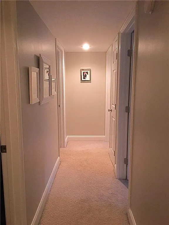 6980 Roswell Road Unit F5, Atlanta, Georgia 30328, 3 Bedrooms Bedrooms, ,2 BathroomsBathrooms,Residential,Sold,6980 Roswell Road Unit F5,5962084