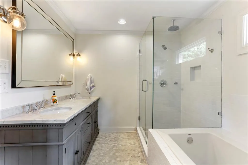 4608 Dalmer Road, Atlanta, Georgia 30342, 4 Bedrooms Bedrooms, ,3 BathroomsBathrooms,Residential,Sold,4608 Dalmer Road,6630023