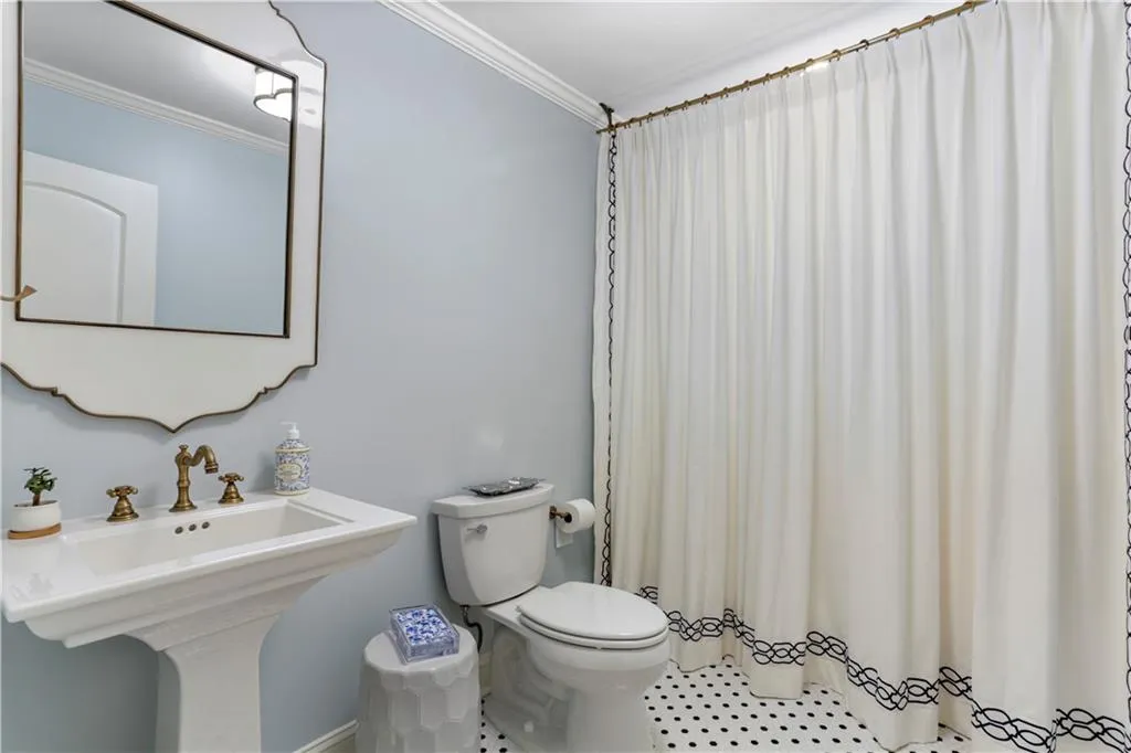 4608 Dalmer Road, Atlanta, Georgia 30342, 4 Bedrooms Bedrooms, ,3 BathroomsBathrooms,Residential,Sold,4608 Dalmer Road,6630023