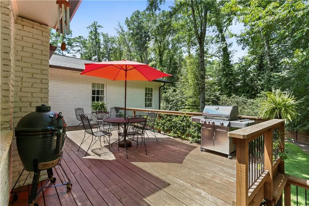 4608 Dalmer Road, Atlanta, Georgia 30342, 4 Bedrooms Bedrooms, ,3 BathroomsBathrooms,Residential,Sold,4608 Dalmer Road,6630023