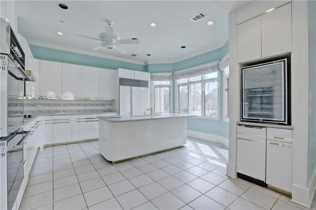 195 Helmsley Drive, Atlanta, Georgia 30327, 4 Bedrooms Bedrooms, ,4 BathroomsBathrooms,Residential,Sold,195 Helmsley Drive,5811579 195 Helmsley Drive, Atlanta, Georgia 30327, 4 Bedrooms Bedrooms, ,4 BathroomsBathrooms,Residential,Sold,195 Helmsley Drive,5811579