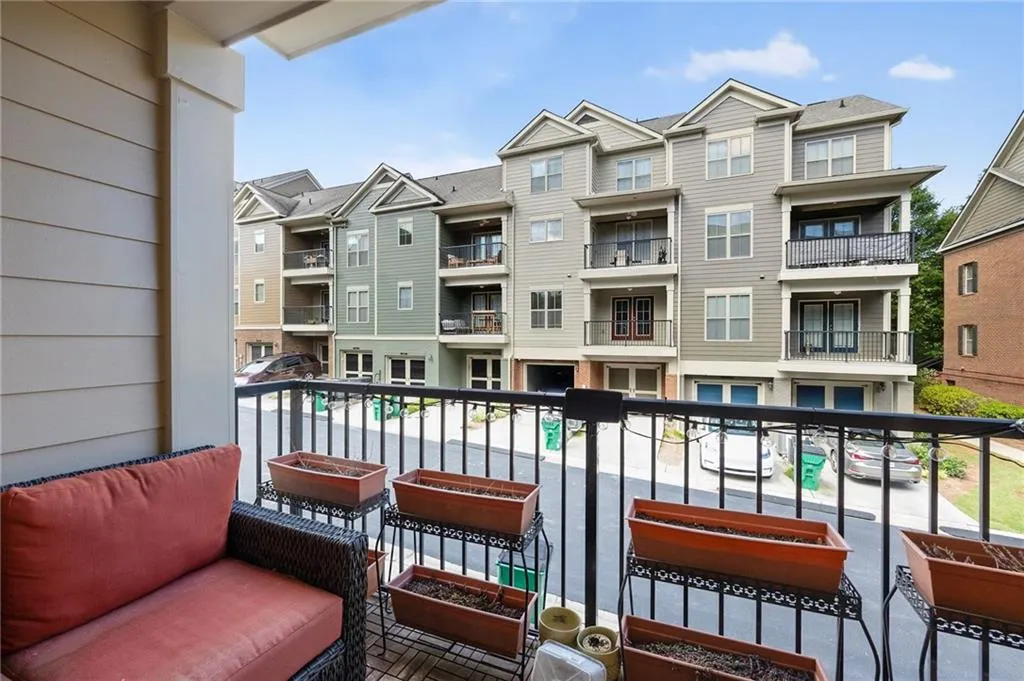 6459 Chariot Street, Atlanta, Georgia 30328, 3 Bedrooms Bedrooms, ,3 BathroomsBathrooms,Residential,For Sale,6459 Chariot Street,7629998