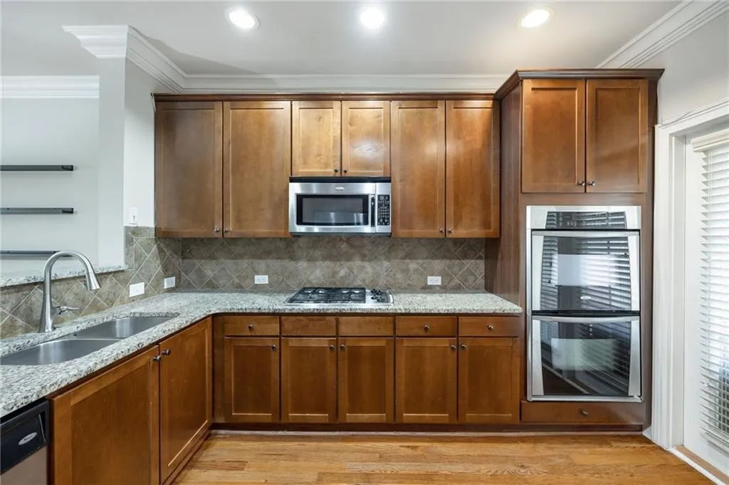 6459 Chariot Street, Atlanta, Georgia 30328, 3 Bedrooms Bedrooms, ,3 BathroomsBathrooms,Residential,For Sale,6459 Chariot Street,7629998
