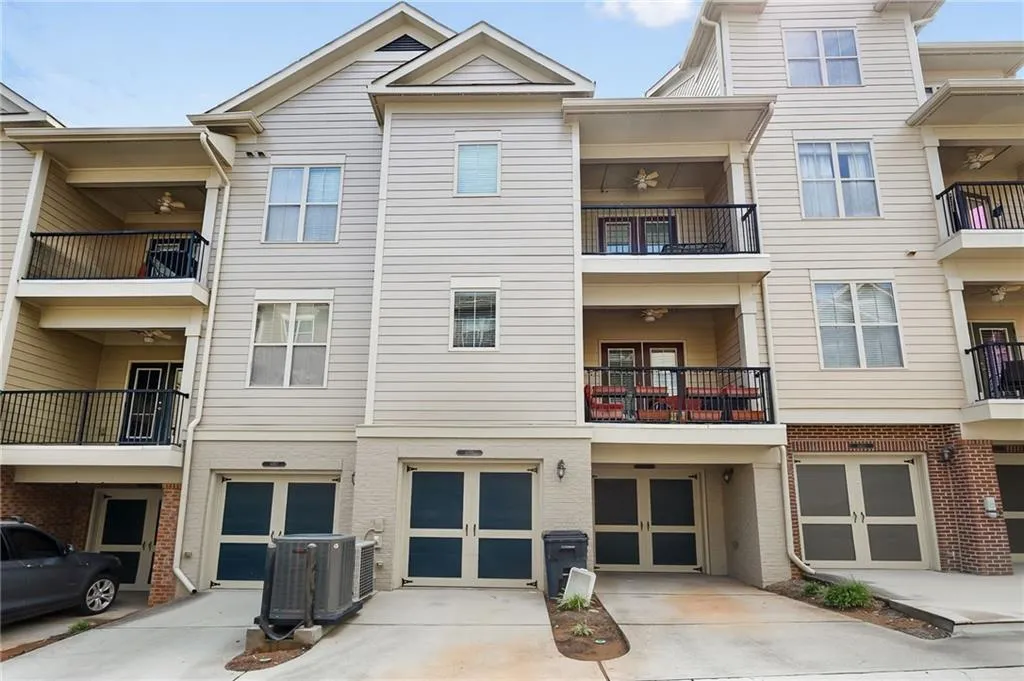 6459 Chariot Street, Atlanta, Georgia 30328, 3 Bedrooms Bedrooms, ,3 BathroomsBathrooms,Residential,For Sale,6459 Chariot Street,7629998