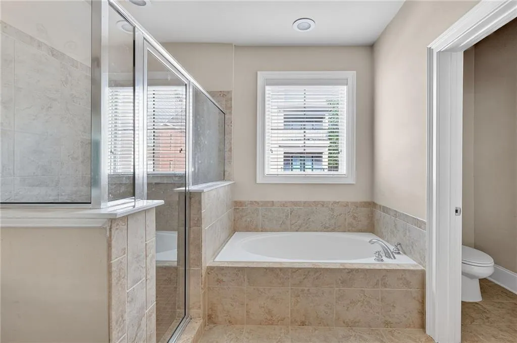 6459 Chariot Street, Atlanta, Georgia 30328, 3 Bedrooms Bedrooms, ,3 BathroomsBathrooms,Residential,For Sale,6459 Chariot Street,7629998