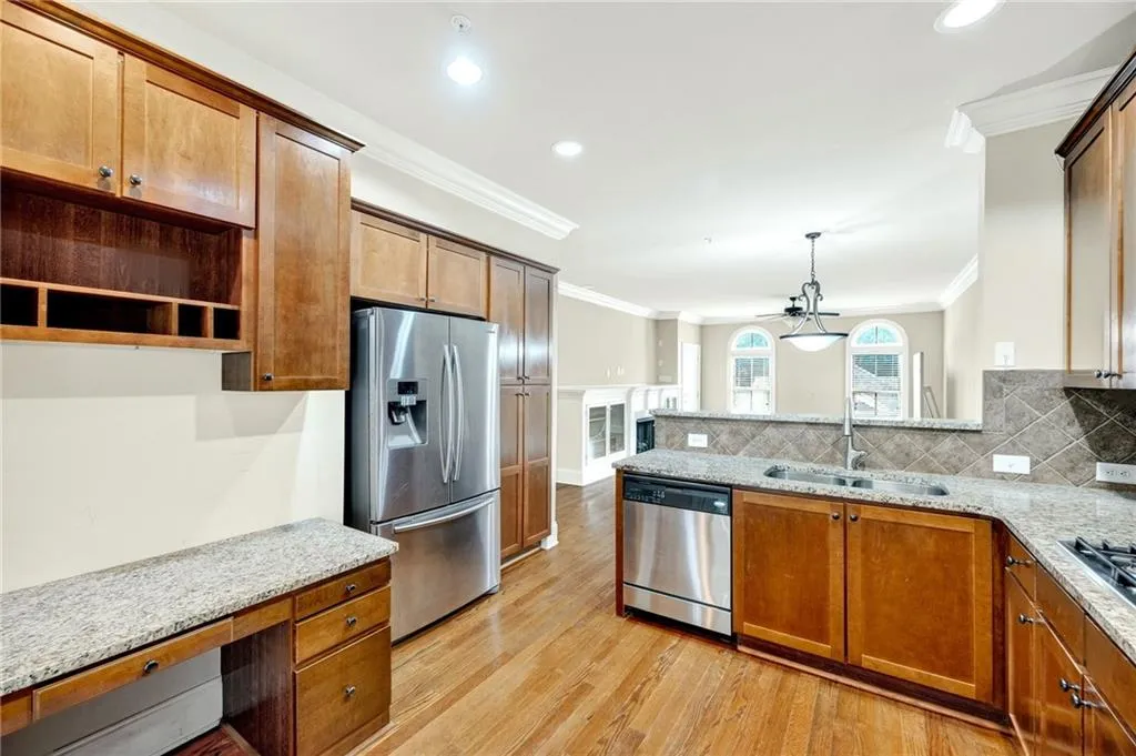 6459 Chariot Street, Atlanta, Georgia 30328, 3 Bedrooms Bedrooms, ,3 BathroomsBathrooms,Residential,For Sale,6459 Chariot Street,7629998