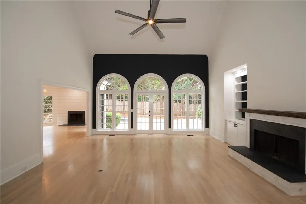 4475 Crestwicke Pointe, Sandy Springs, Georgia 30319, 5 Bedrooms Bedrooms, ,4 BathroomsBathrooms,Residential,Sold,4475 Crestwicke Pointe,7104565
