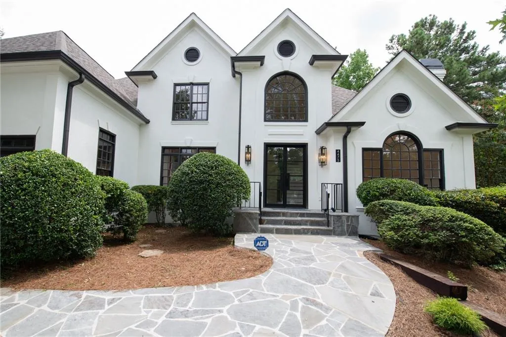 4475 Crestwicke Pointe, Sandy Springs, Georgia 30319, 5 Bedrooms Bedrooms, ,4 BathroomsBathrooms,Residential,Sold,4475 Crestwicke Pointe,7104565