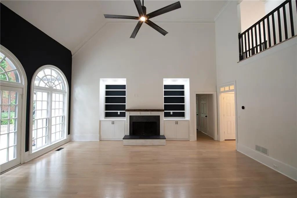 4475 Crestwicke Pointe, Sandy Springs, Georgia 30319, 5 Bedrooms Bedrooms, ,4 BathroomsBathrooms,Residential,Sold,4475 Crestwicke Pointe,7104565