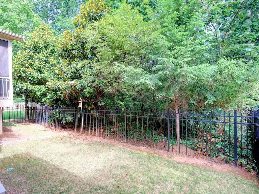 236 Mount Vernon Cove, Sandy Springs, Georgia 30328, 5 Bedrooms Bedrooms, ,5 BathroomsBathrooms,Residential,Sold,236 Mount Vernon Cove,5684044